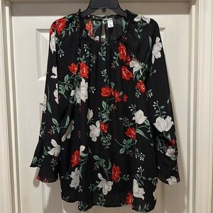 Beautiful Old Navy Floral Top